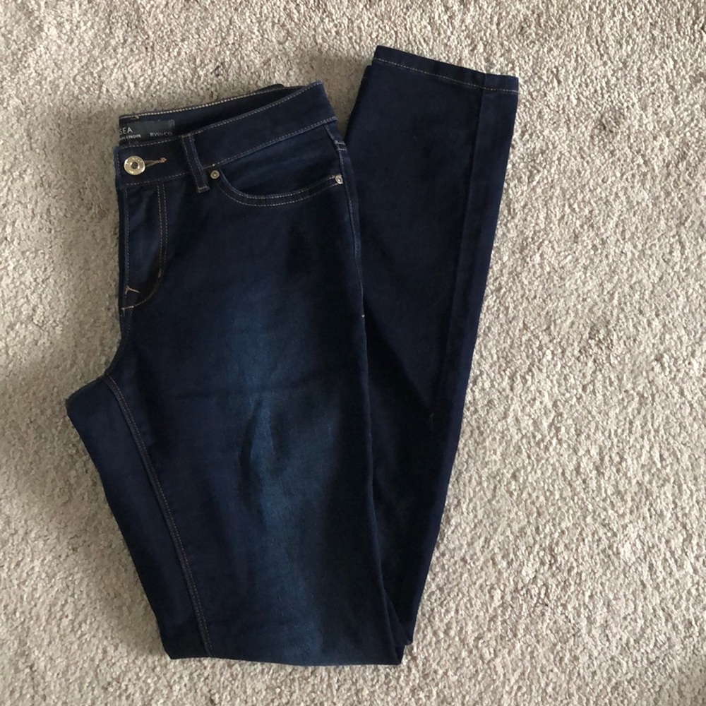RW&Co Dark Wash Skinny Jeans, Size 28